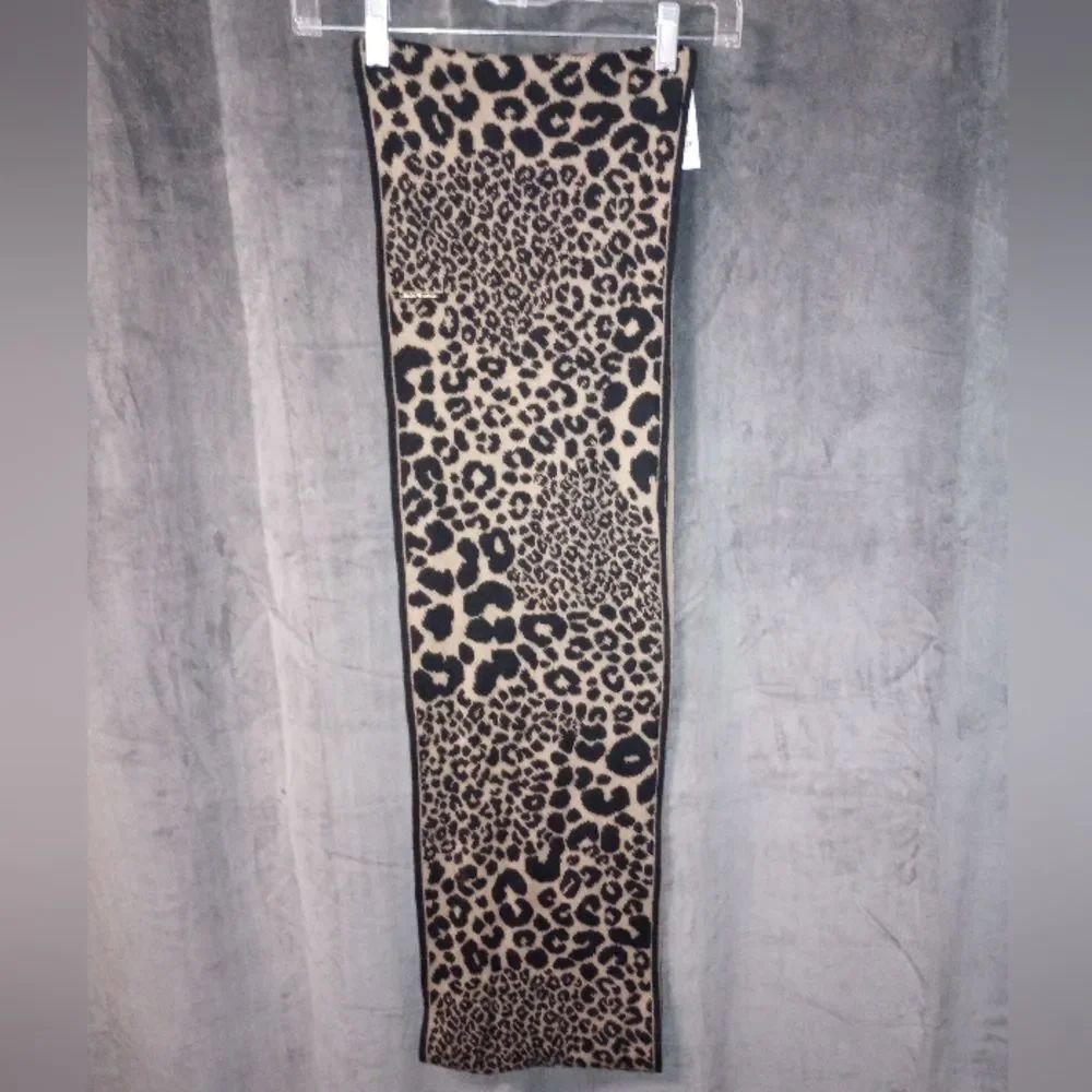 Michael Michael Kors Dark Caramel Leopard Print Infinity Scarf NWT